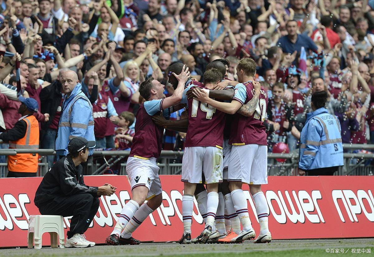 莱比锡红牛主场失利,失去领头羊位置的简单介绍 莱比锡红牛主场失利,失去领头羊位置的简单介绍