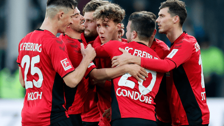 包含弗赖堡客场大胜杜塞尔多夫,排名大涨的词条 包含弗赖堡客场大胜杜塞尔多夫,排名大涨的词条