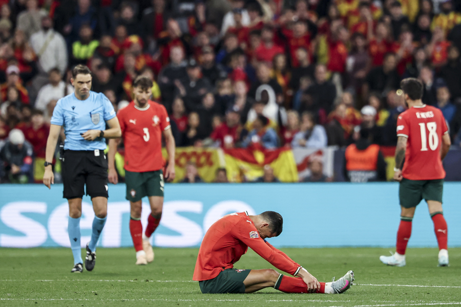 欧国联赛争夺激烈，胜者居高不下