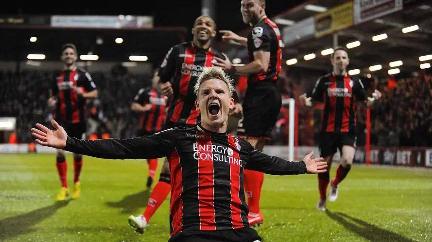 南安普顿迎战伯恩茅斯,双方实力悬殊 南安普顿迎战伯恩茅斯,双方实力悬殊