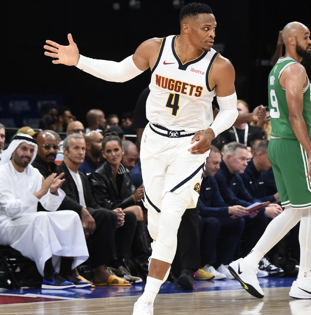 紧急替补效果显著,临场发挥出色 紧急替补效果显著,临场发挥出色