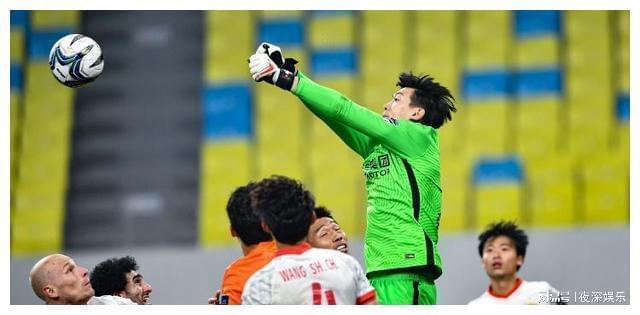 关于恒大队长领衔球队备战中超新赛季的信息 关于恒大队长领衔球队备战中超新赛季的信息