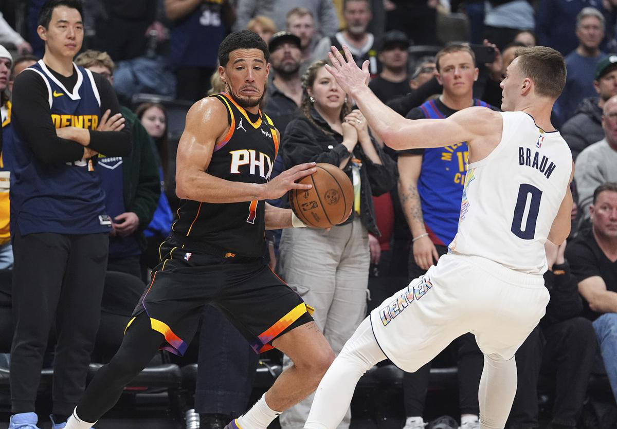 雄鹿客场击败太阳，迎来六连胜