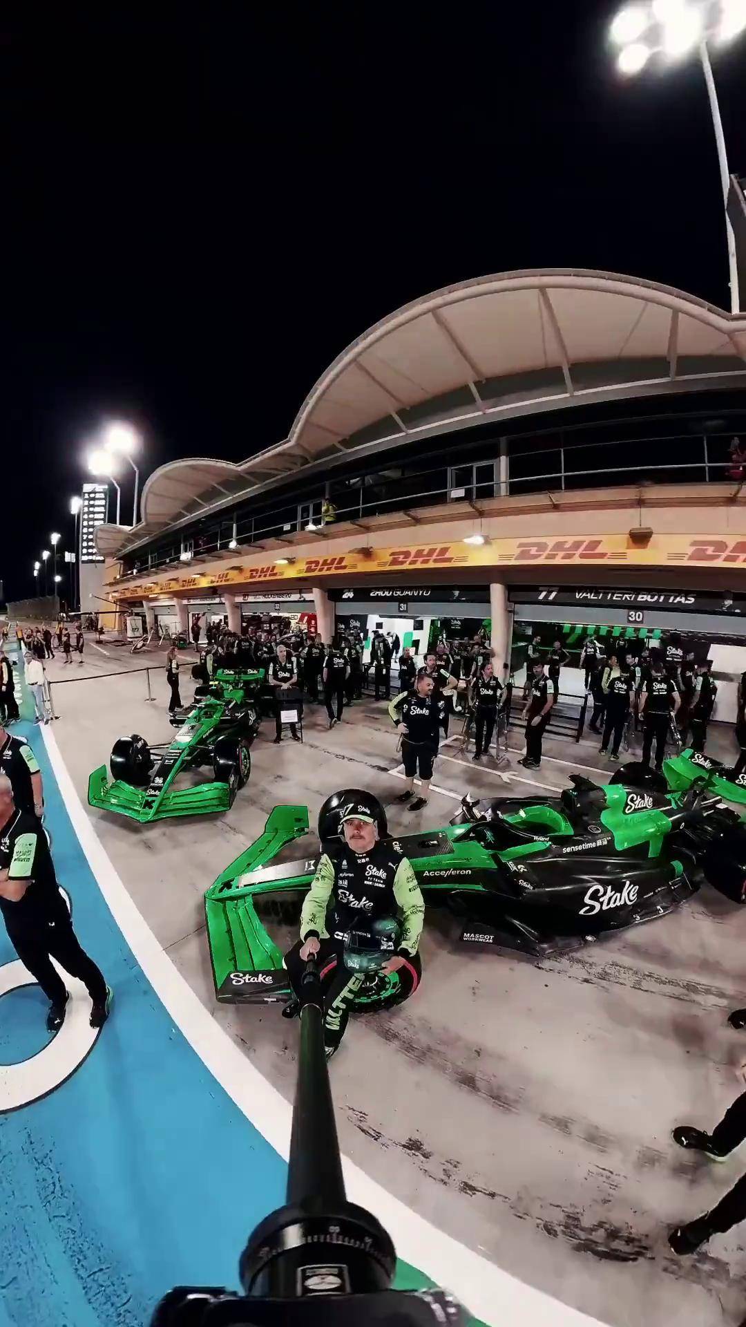 索伯车队横扫红牛车队,拉塞尔状态火热的简单介绍 索伯车队横扫红牛车队,拉塞尔状态火热的简单介绍