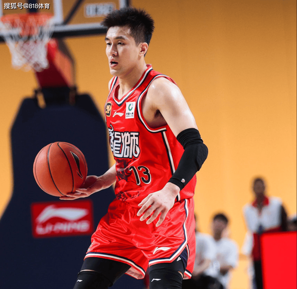 广东队翻盘76人,郭艾伦点燃赛场的简单介绍 广东队翻盘76人,郭艾伦点燃赛场的简单介绍