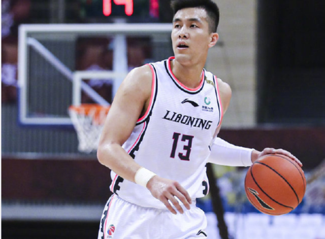 独行侠翻盘太阳,郭艾伦惊艳四座 独行侠翻盘太阳,郭艾伦惊艳四座