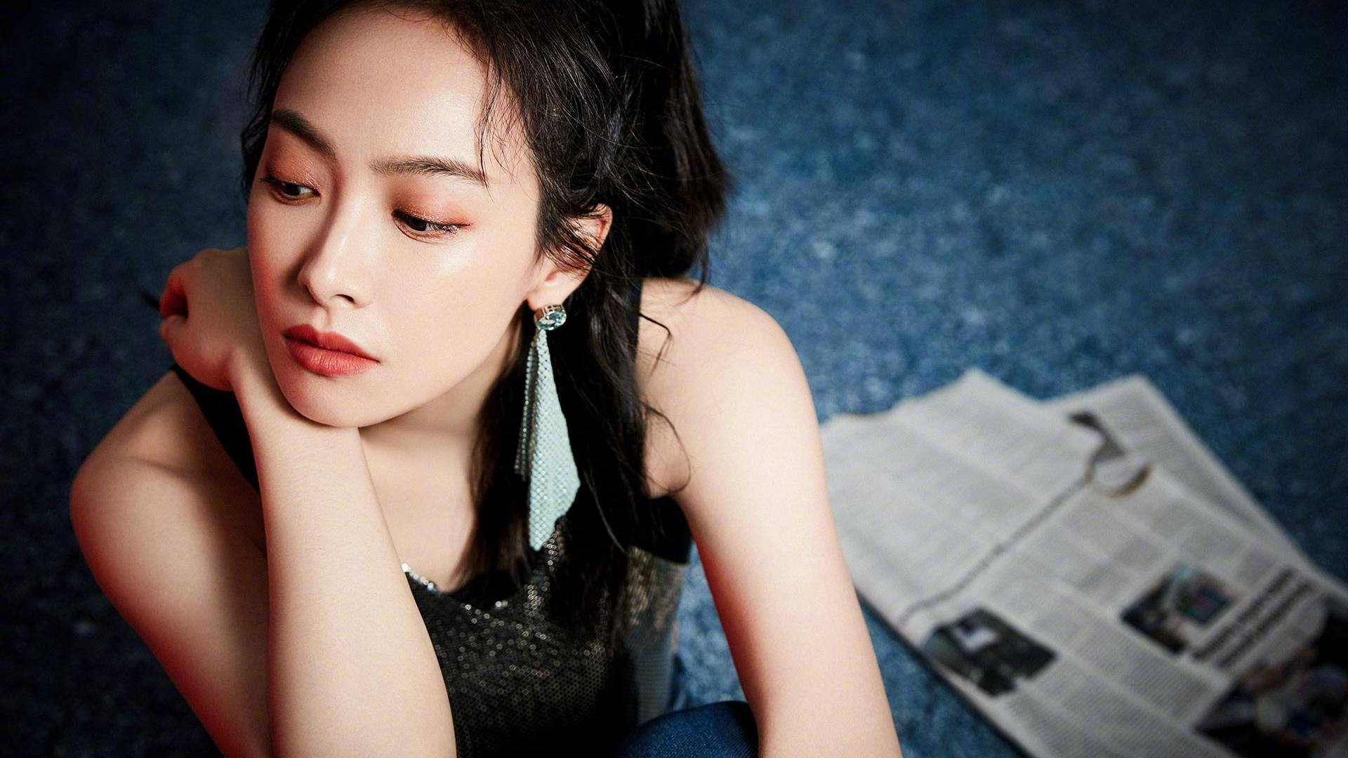 引擎咆哮与红魔之舞，当拉什福德在F1街道赛接管比赛