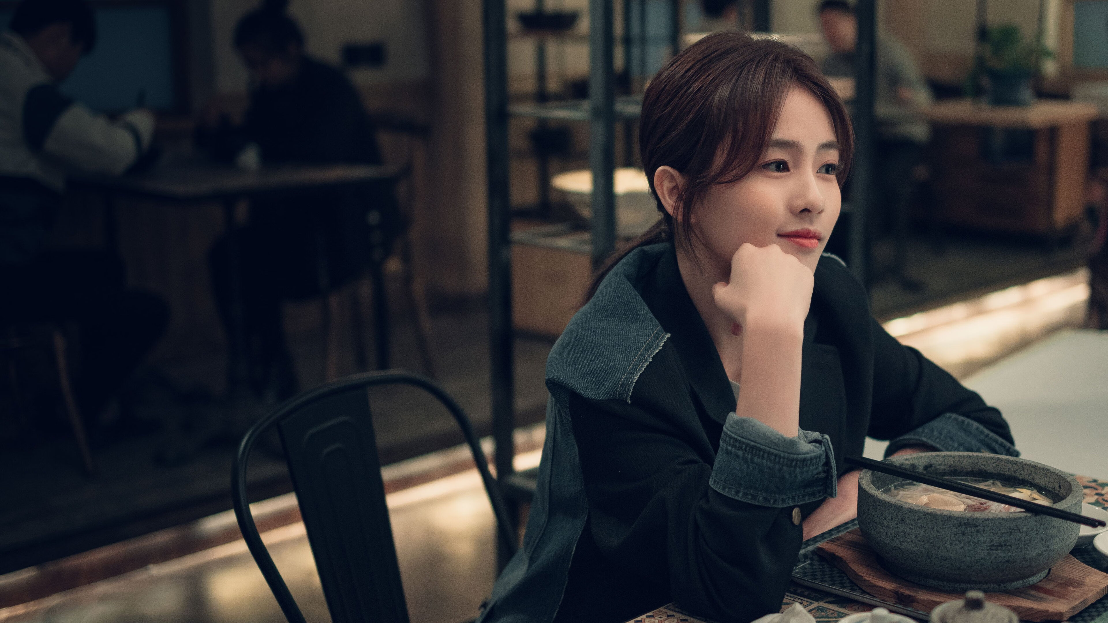 萨卡连击如刃，撕开迷雾锁定胜局—卡塔尔与秘鲁的战术角力与英雄时刻