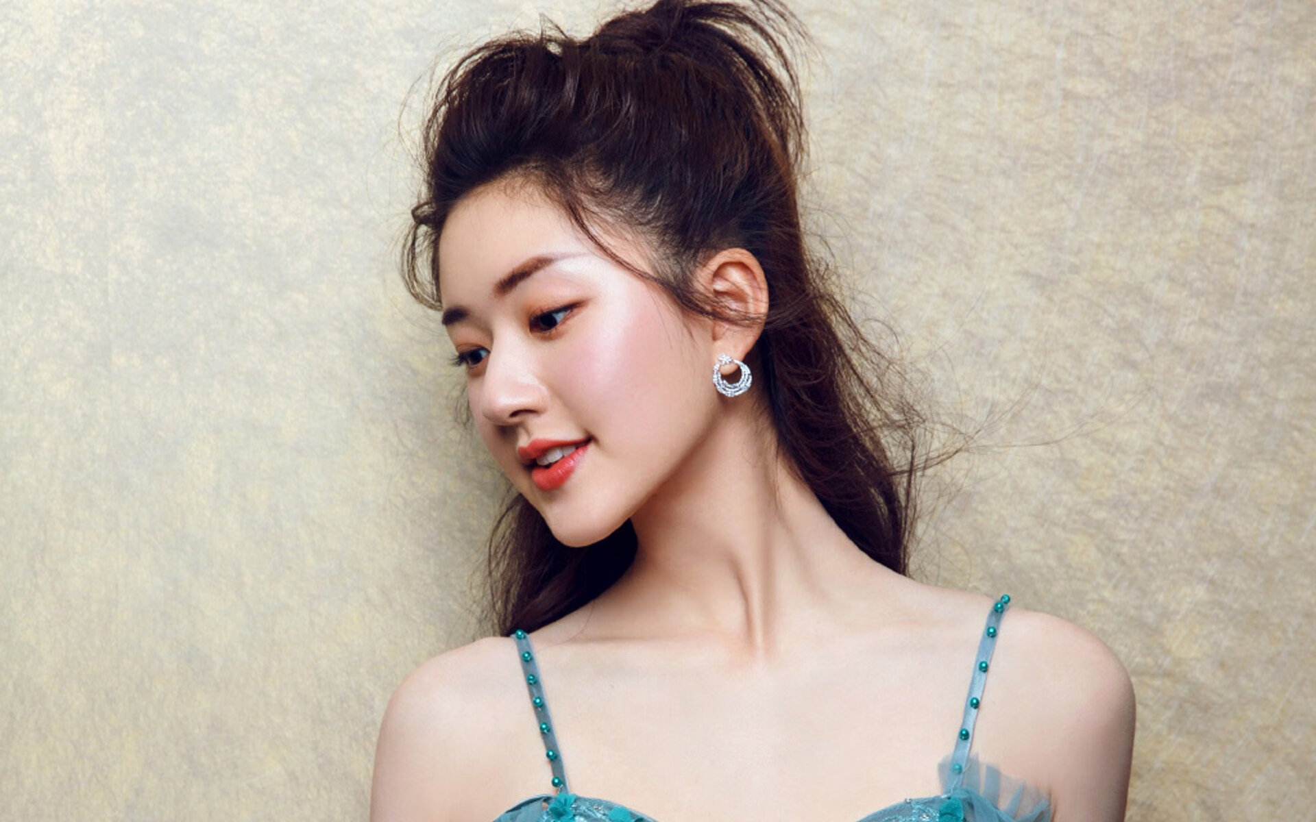 多特蒙德的启示，从足球场到西决生死战，持续压制如何创造历史