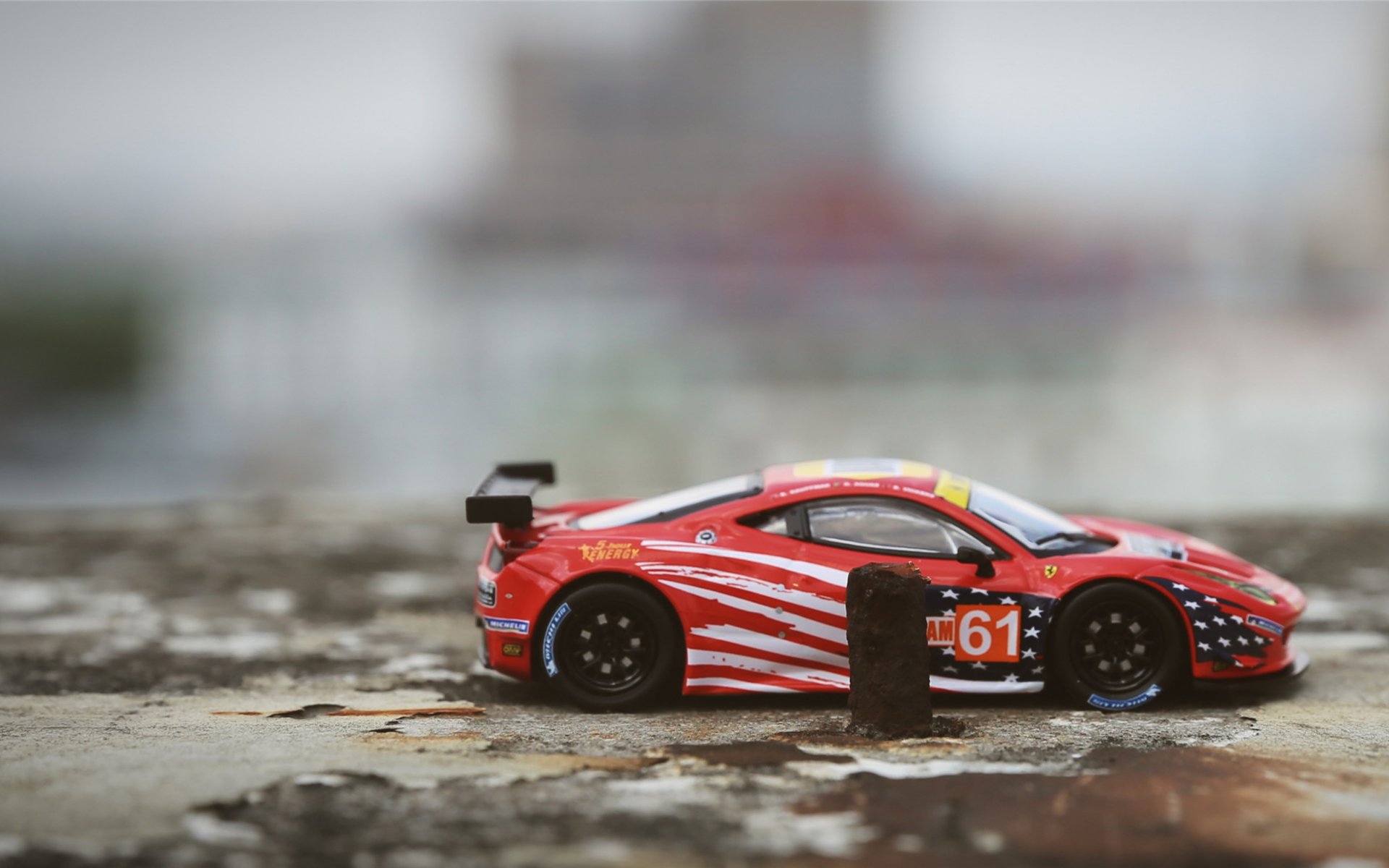 洪都拉斯加时绝杀阿尔及利亚夺冠，哈兰德场边助威点燃赛场激情