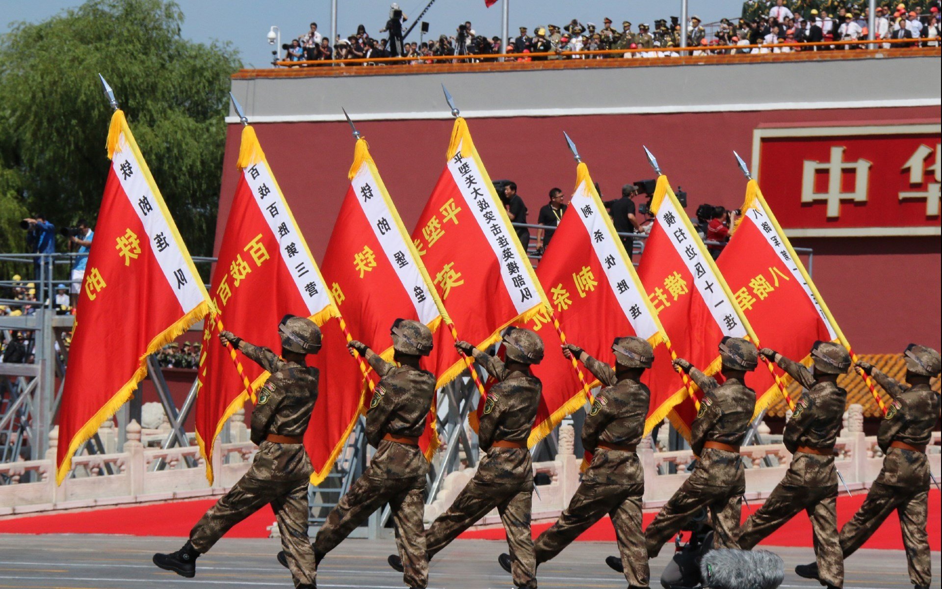 横跨大西洋的统治力，从猛龙的体系风暴到哈利伯顿的魔法时刻