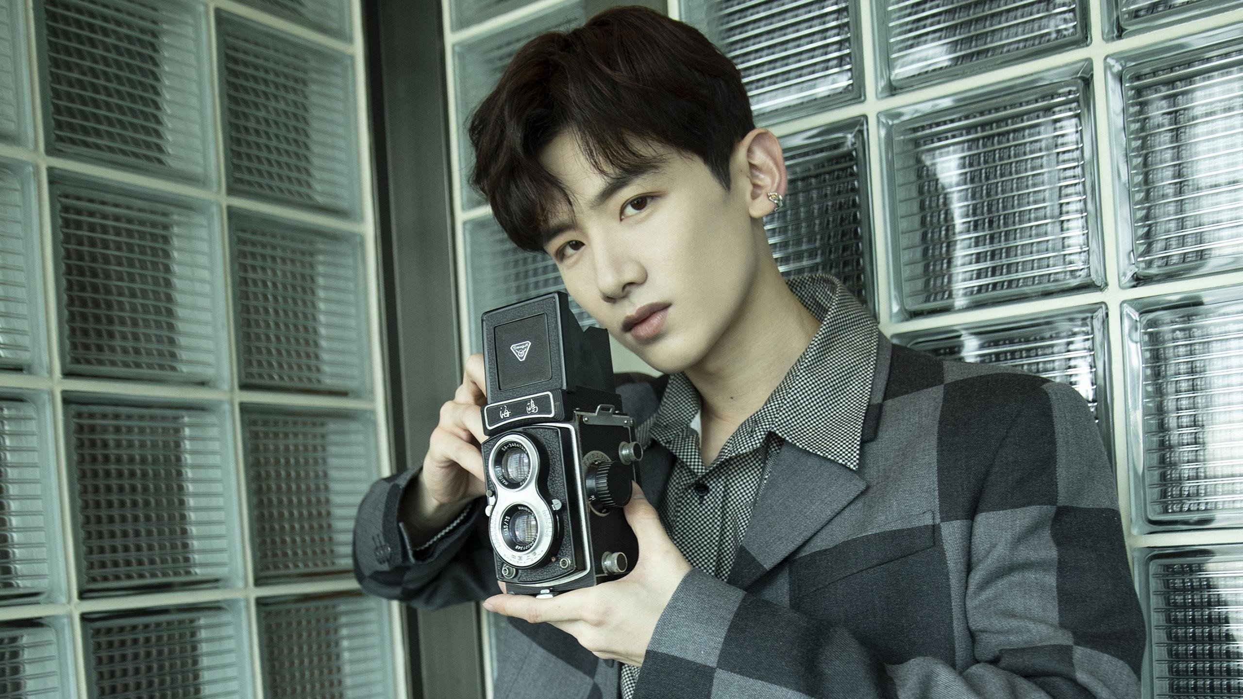 开云体育在线-足球世界的平行叙事，从慕尼黑加时赛到青年军的觉醒